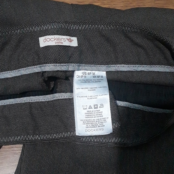 Dockers pants - Picture 3 of 3